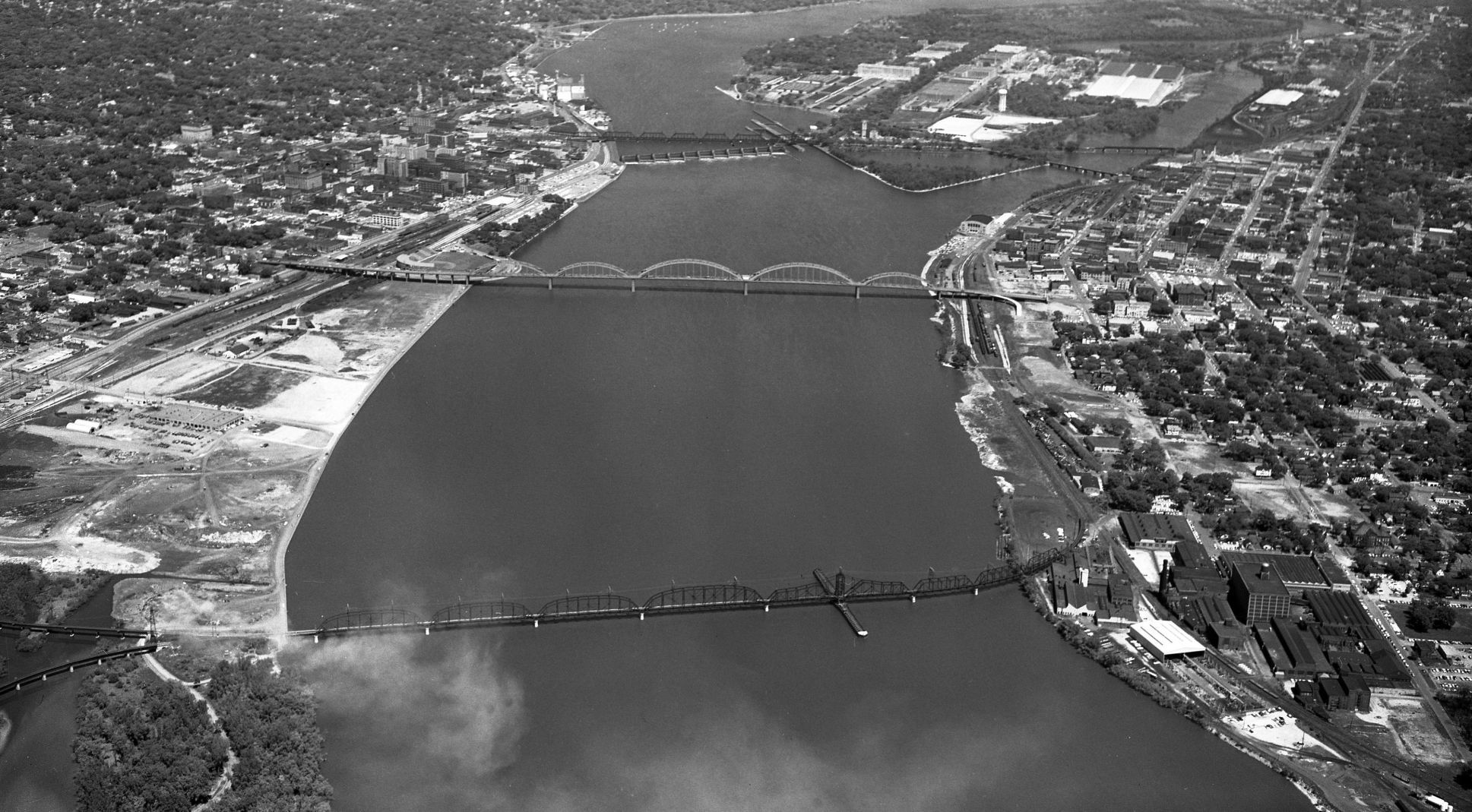 102519-Aerial-1961-012
